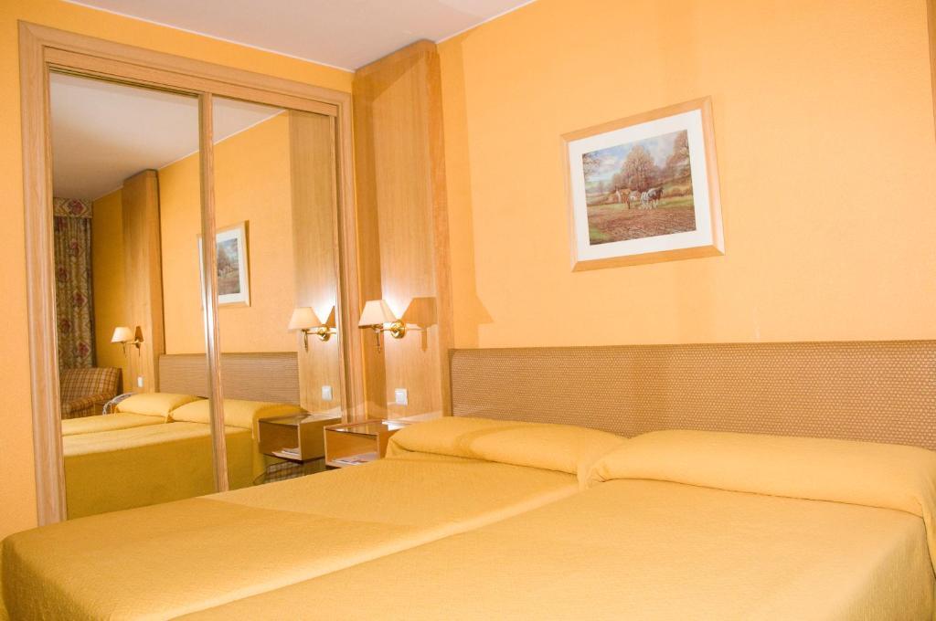 Hotel Restaurante San Roque Medina del Campo Chambre photo